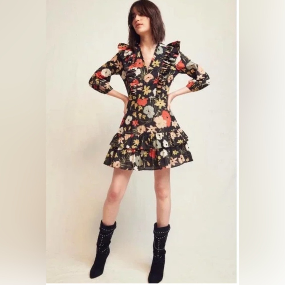 NWOT 💖Warm Black Floral Mini Dress